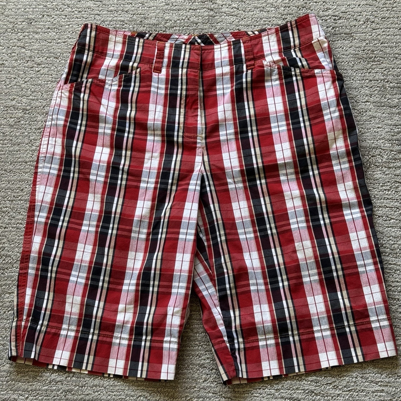 Jones New York 10 Red White Blue Plaid Bermuda Short Stretch Golf Walking Travel